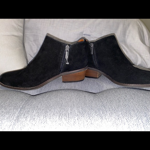 Lucky Brand Black Booties - Picture 4 of 4